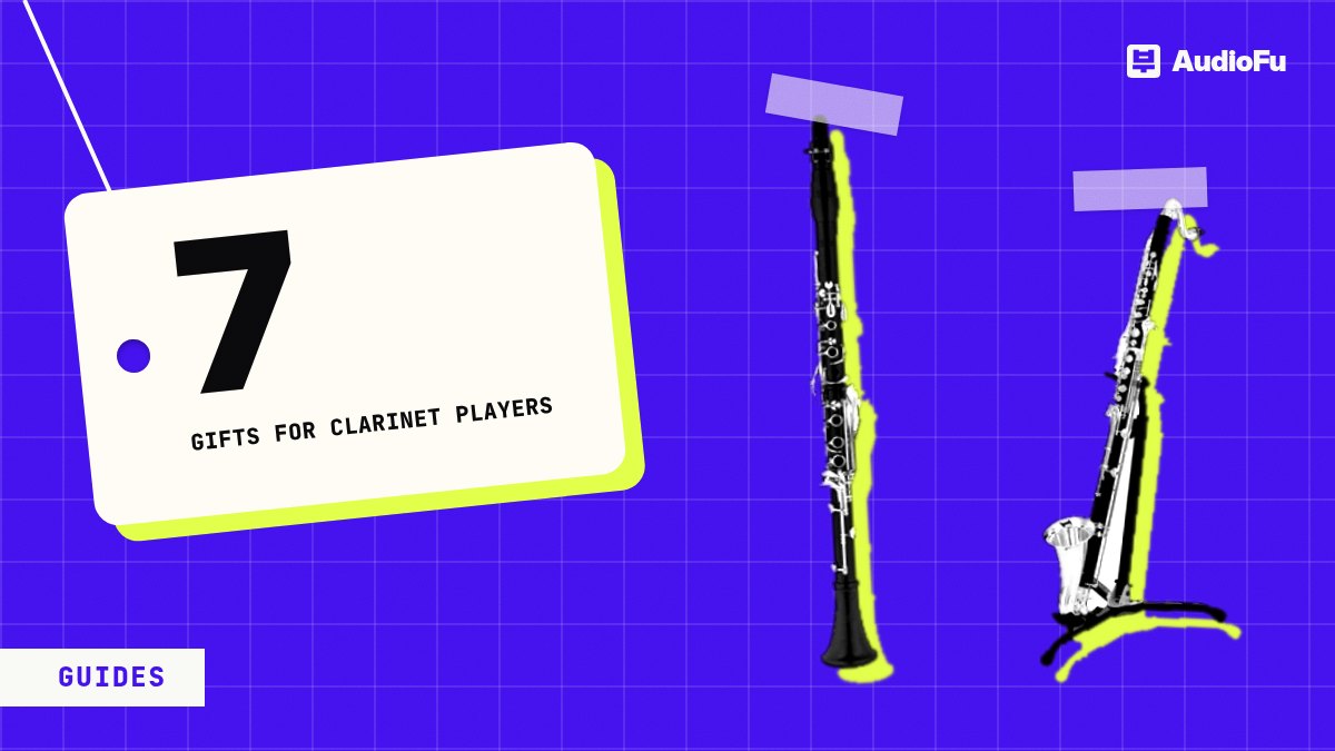 Gifts for clarinet players: the A clarinet, a bass clarinet, a mic for the bell