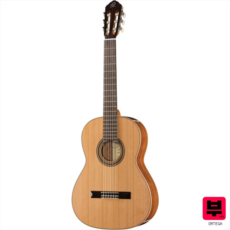 Ortega R18G - 4/4 Size Classical Guitars