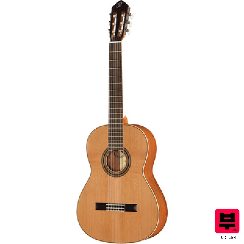 Ortega R18S - 4/4 Size Classical Guitars