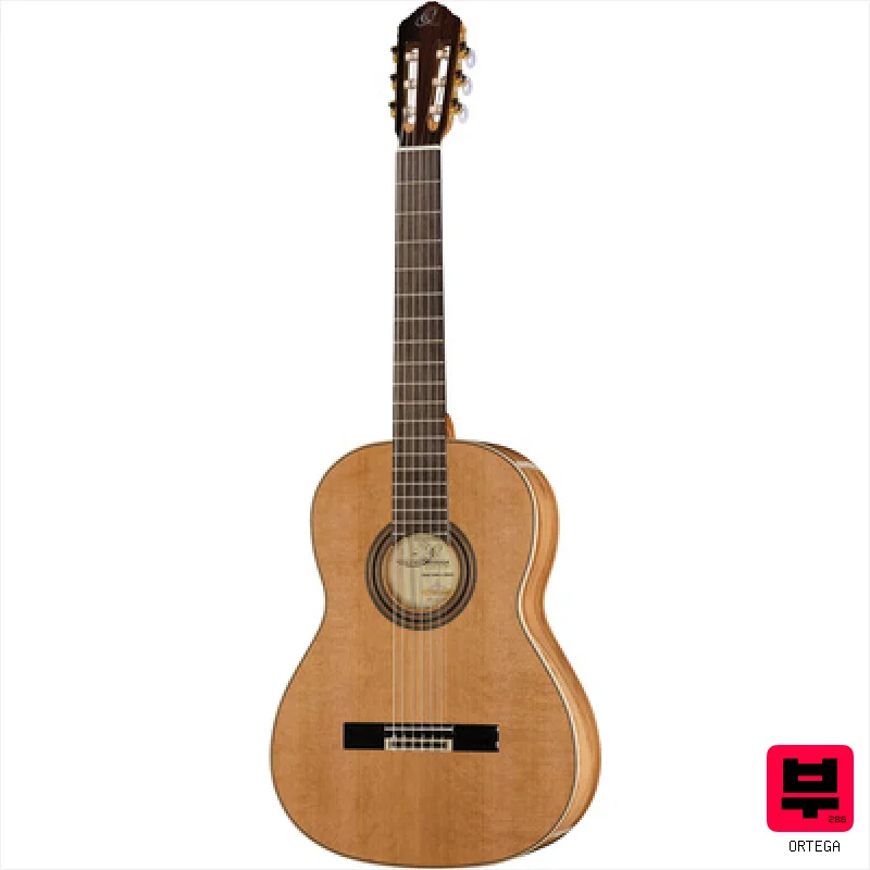 Ortega R20GRG - 4/4 Size Classical Guitars