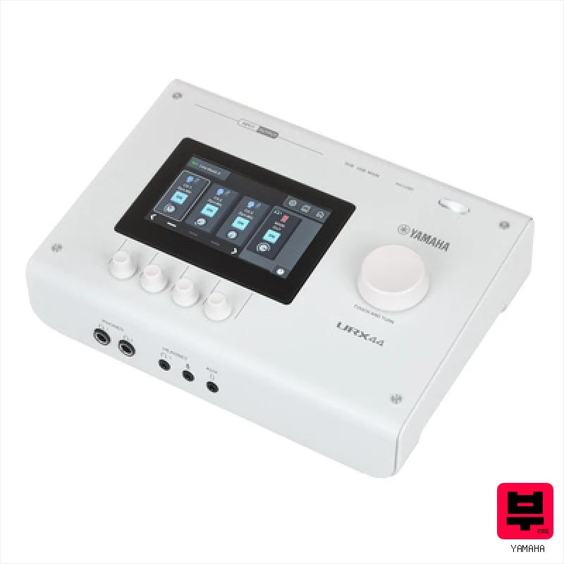 Yamaha URX44 WH - Professional Music Instrument Photo