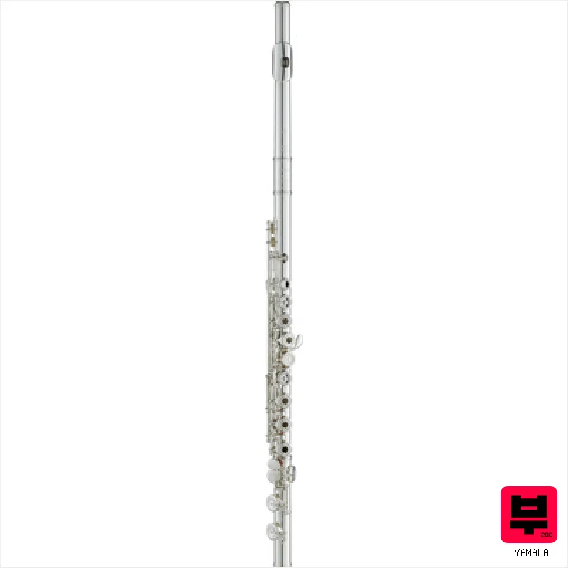 Yamaha YFL-677 Flute - Professional Music Instrument Photo